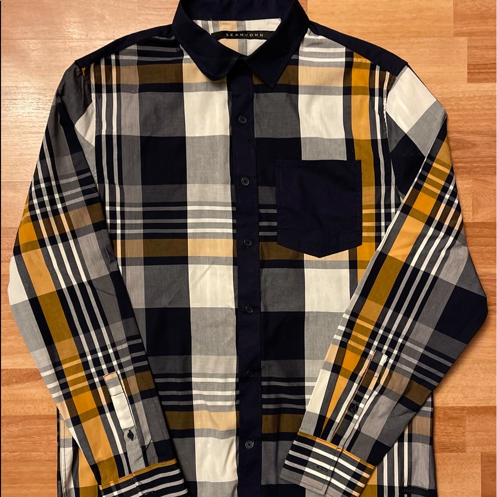 Sean John button shirt size medium